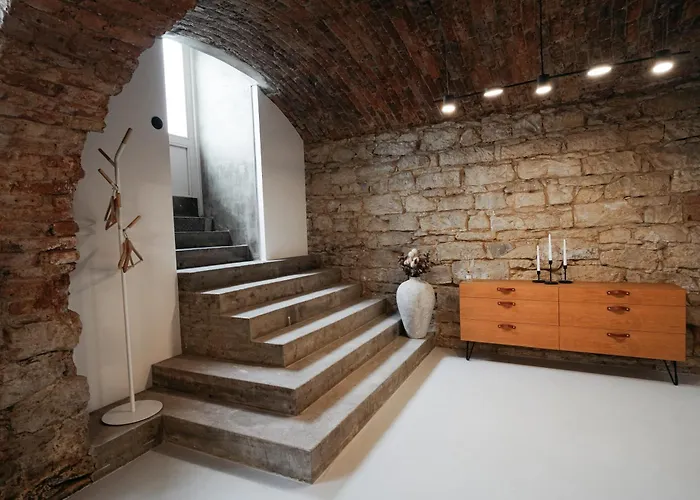 Vaulted Luxury Retreat Apartment Prag