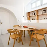 Vaulted Luxury Retreat Apartment Prague