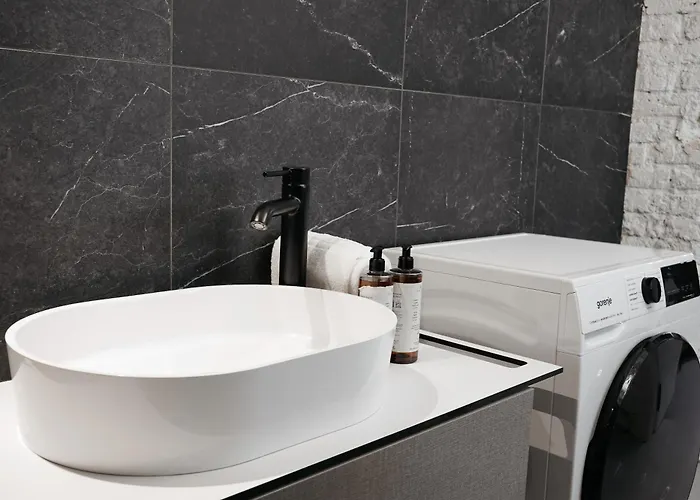 Apartamento Vaulted Luxury Retreat
